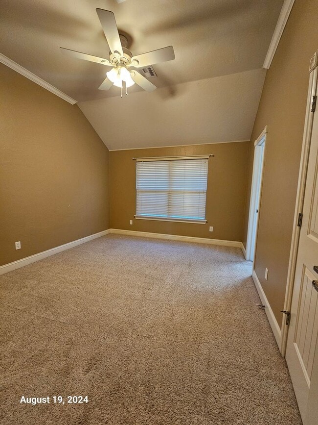 Building Photo - 3 (Bed)/2.5 (Bath) w/ Storm Shelter and Po...