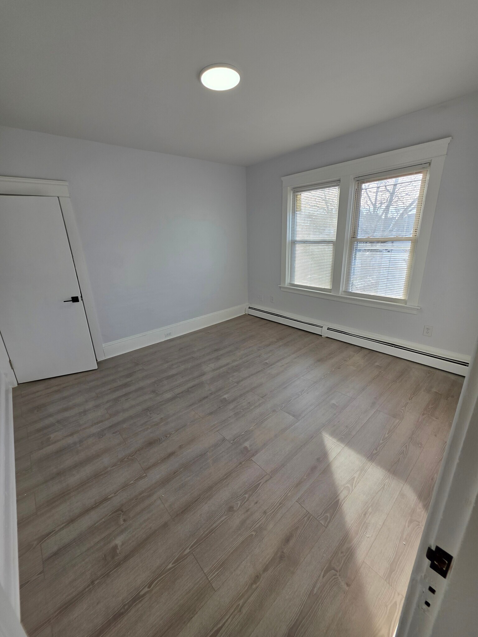 Building Photo - 267 New York Ave