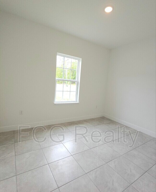 Building Photo - 8719 SW 133rd Ln Rd