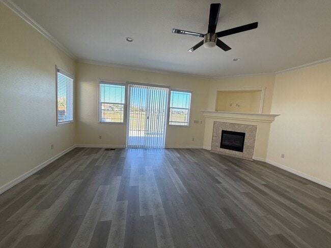 Building Photo - 1041 Turnberry Dr