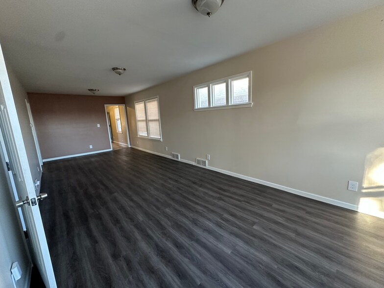 Livingroom - 349 Westminster St