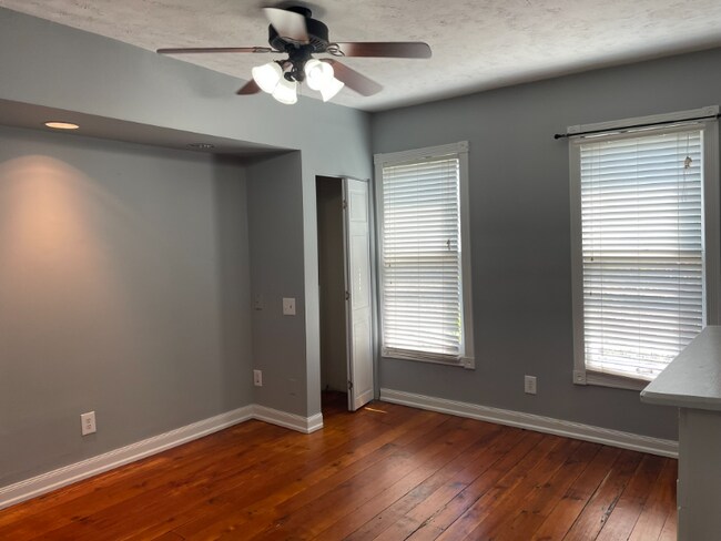 Building Photo - 1081 Harrison Ave