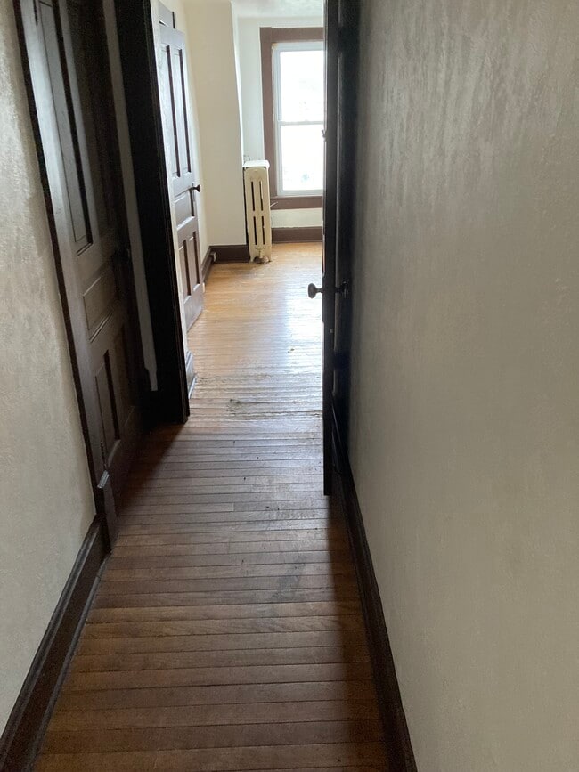 Building Photo - Chandler