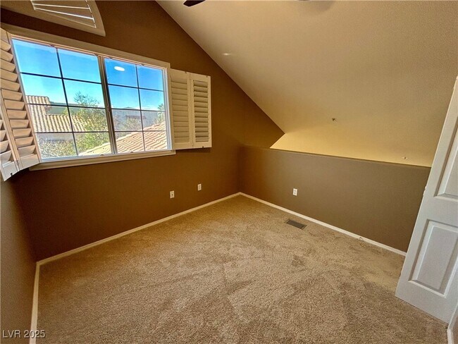 Building Photo - 2925 Wigwam Pkwy