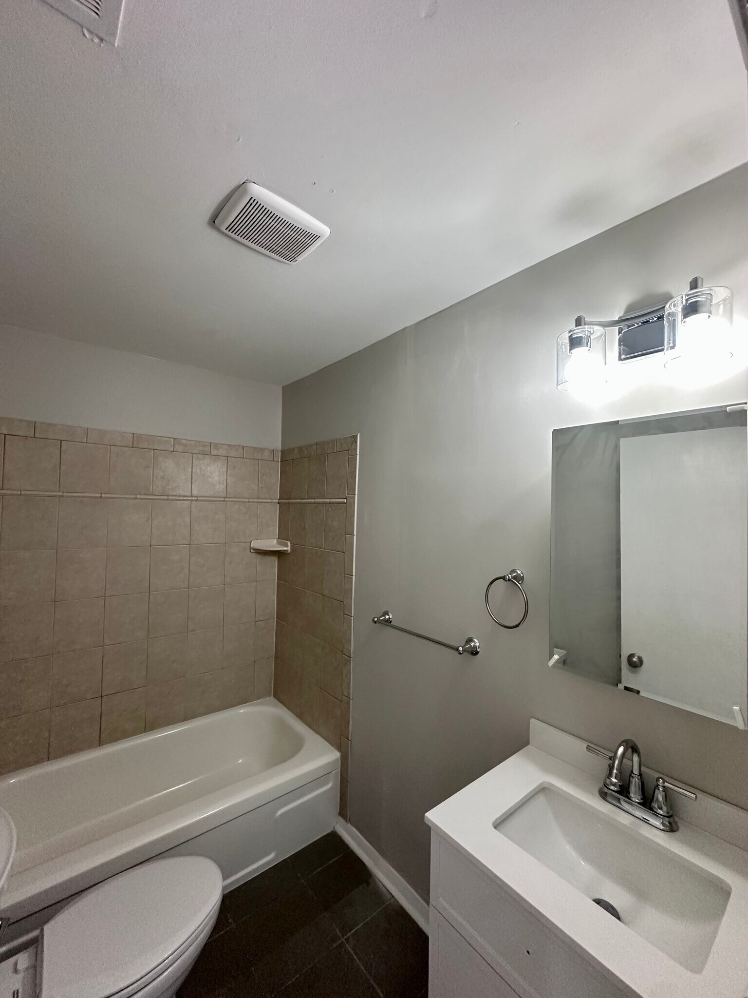 Building Photo - 102 Karl Brown Way