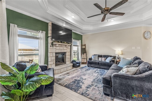 Building Photo - 5107 La Piedra Ln
