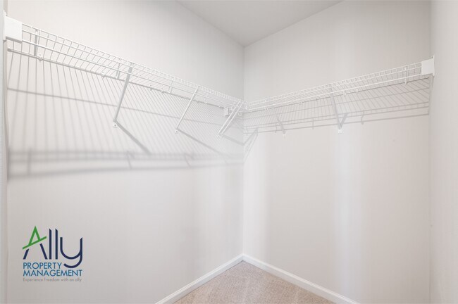 Building Photo - 44 Sophie Kathryn Dr