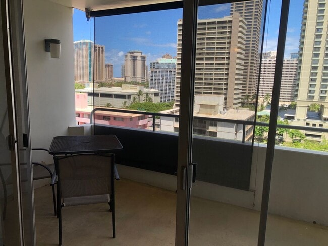 Building Photo - Kaiolu Sunrise 1/1/1, City Views, 11 floor