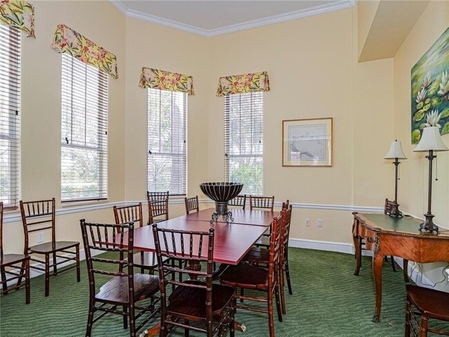 Building Photo - 5080 Fairways Cir