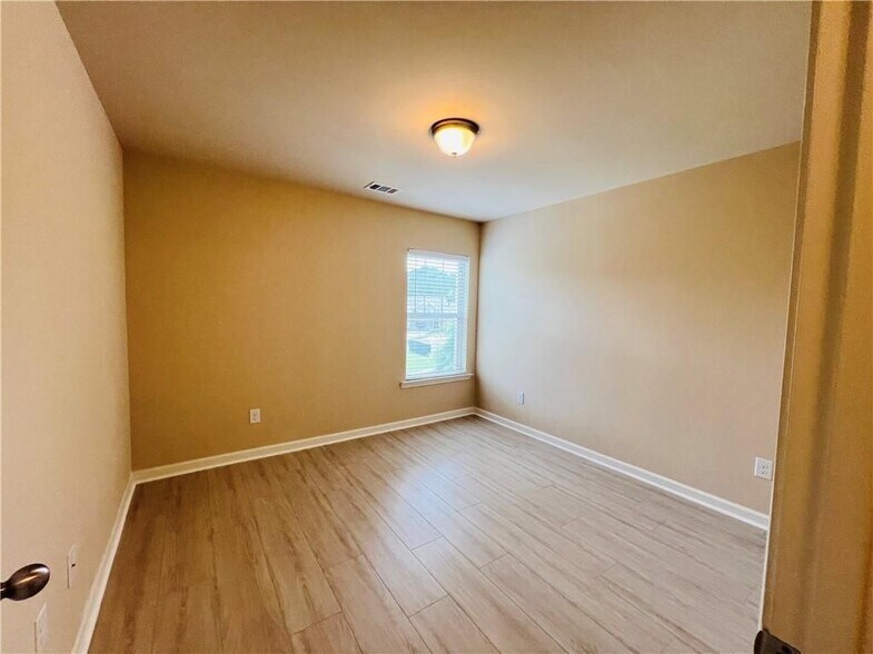 Building Photo - 1524 Brookmere Way