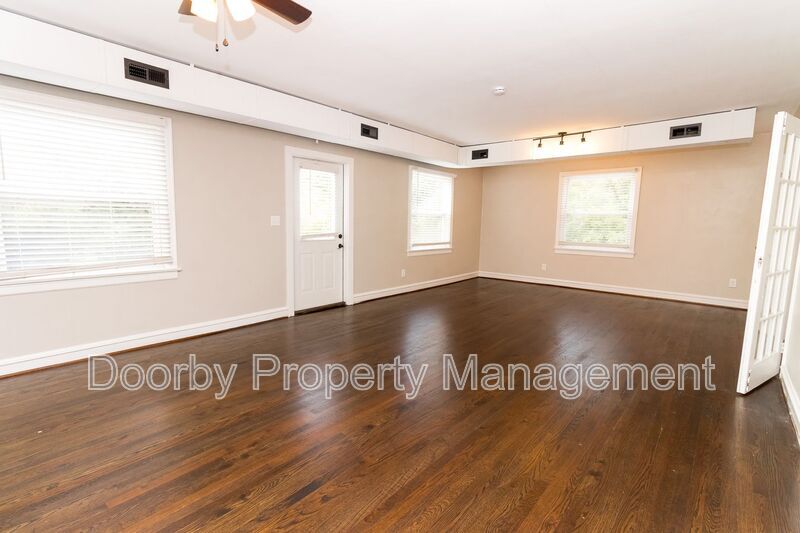Building Photo - 5880 Dayton Blvd