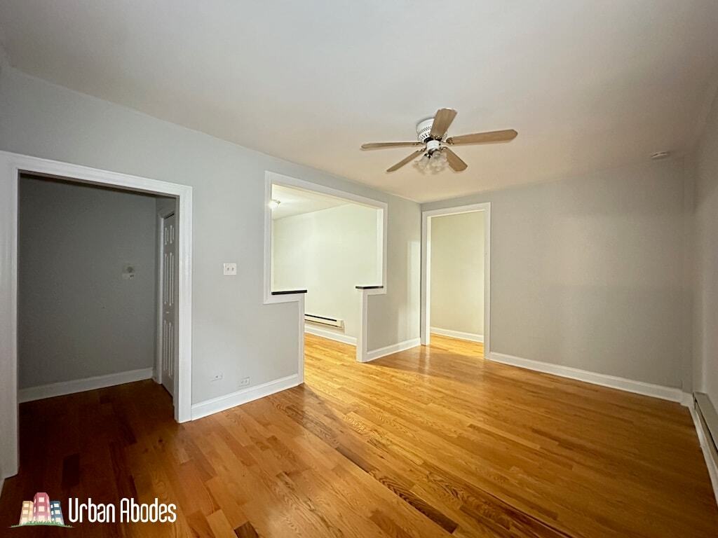 Building Photo - 3731 N Pine Grove Ave