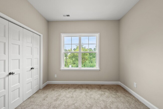 Building Photo - 7996 Humie Olive Rd