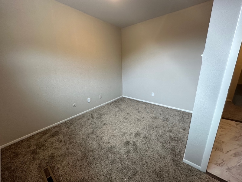 Building Photo - 103 Empire West Road