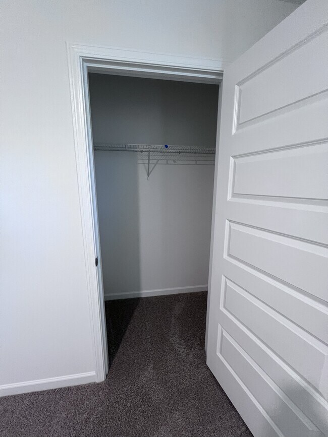 Building Photo - 6092 Knickerbocker Street