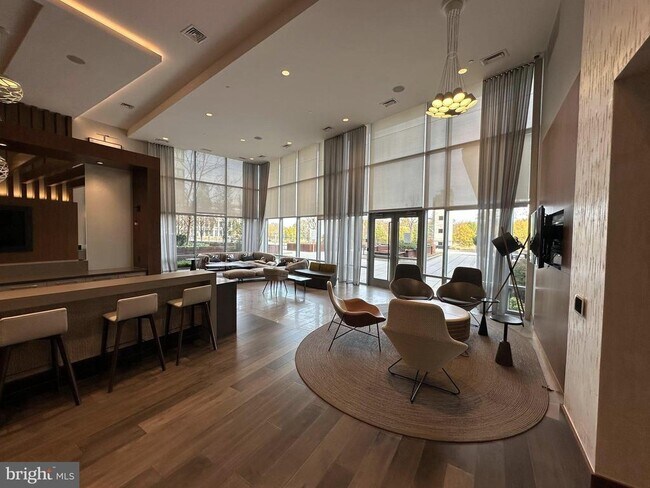 Building Photo - 145 Riverhaven Dr