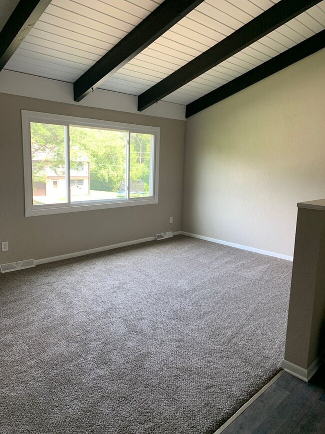 Building Photo - 4737 Javelin Dr