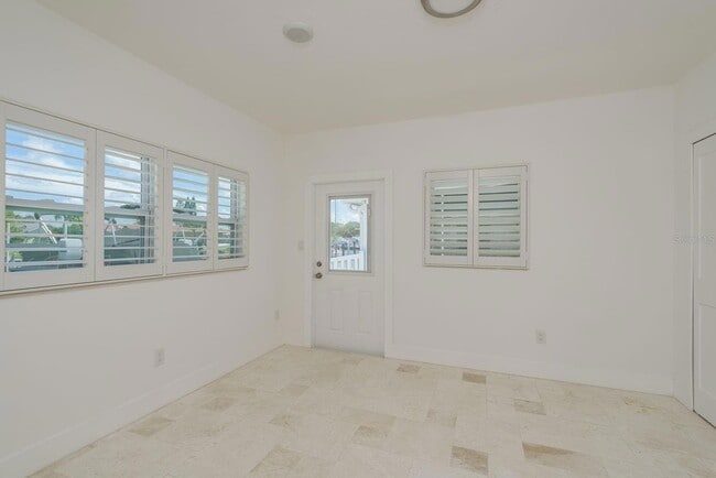 Building Photo - 4845 Shell Stream Blvd