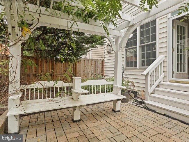 Building Photo - 5638 Kertscher Terrace