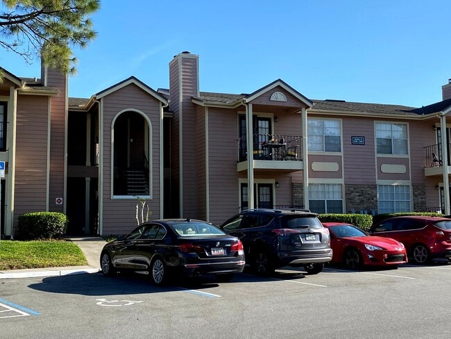 Building Photo - Orlando - 1 Bedroom, 1 Bathroom - $1,500.00