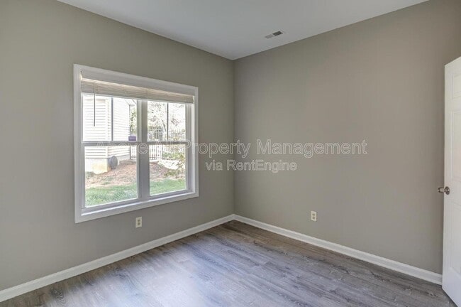 Building Photo - 6020 Winterpointe Ln
