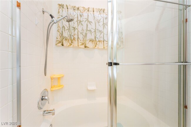 Building Photo - 5124 Appealing Ct