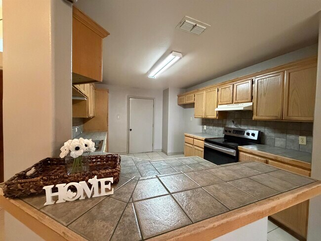 Building Photo - 426 Northstar Dr