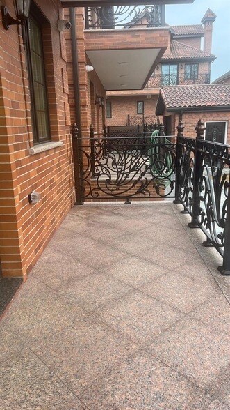 Building Photo - 35-20 215th Pl