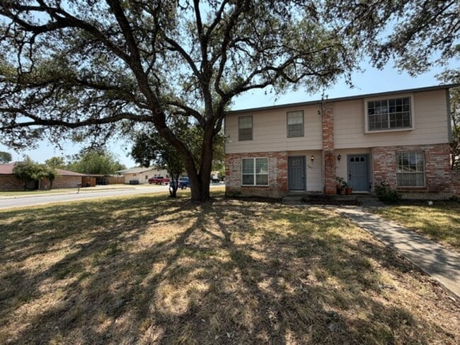 Building Photo - 14401 Brook Hollow Blvd