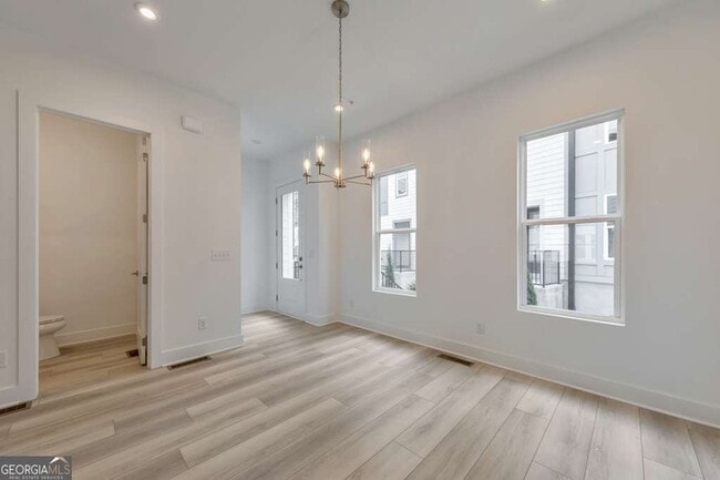 Building Photo - 517 Motivation Cir NW