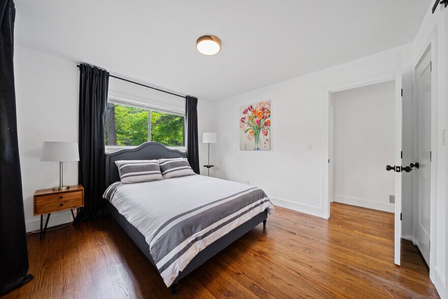 Building Photo - 3964 Gretna Green Dr