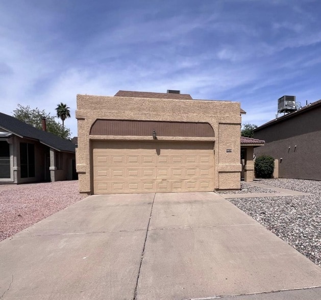 Building Photo - 3818 W Harrison St