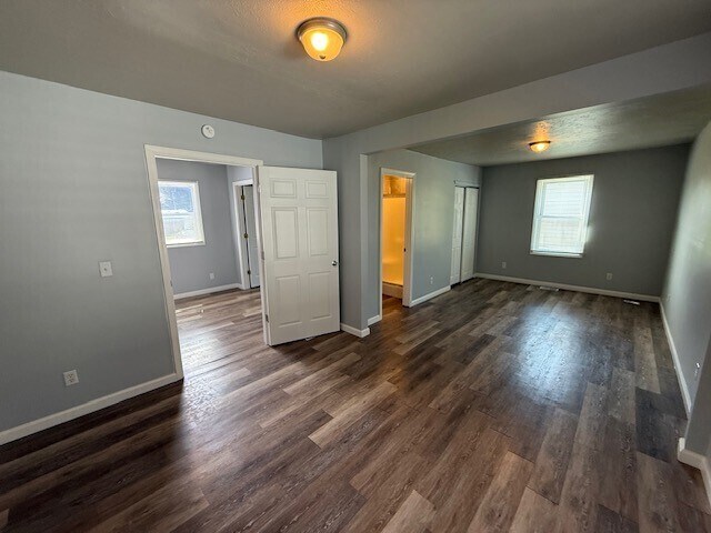 Building Photo - 1663 Nelson Ave