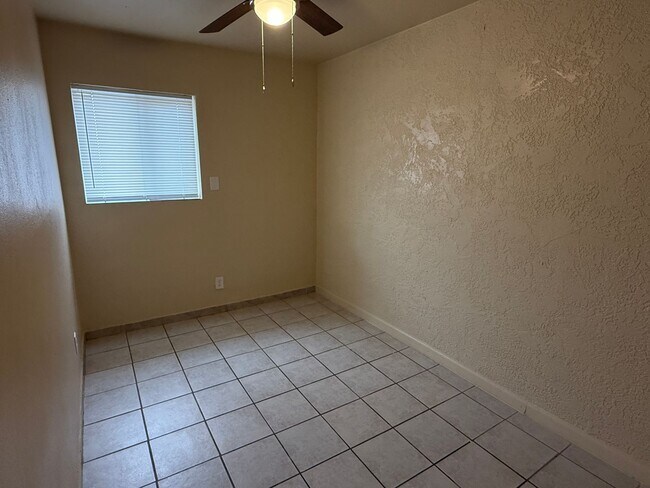 Building Photo - 2 Bedroom Fourplex on a Corner Lot with Large Yard
