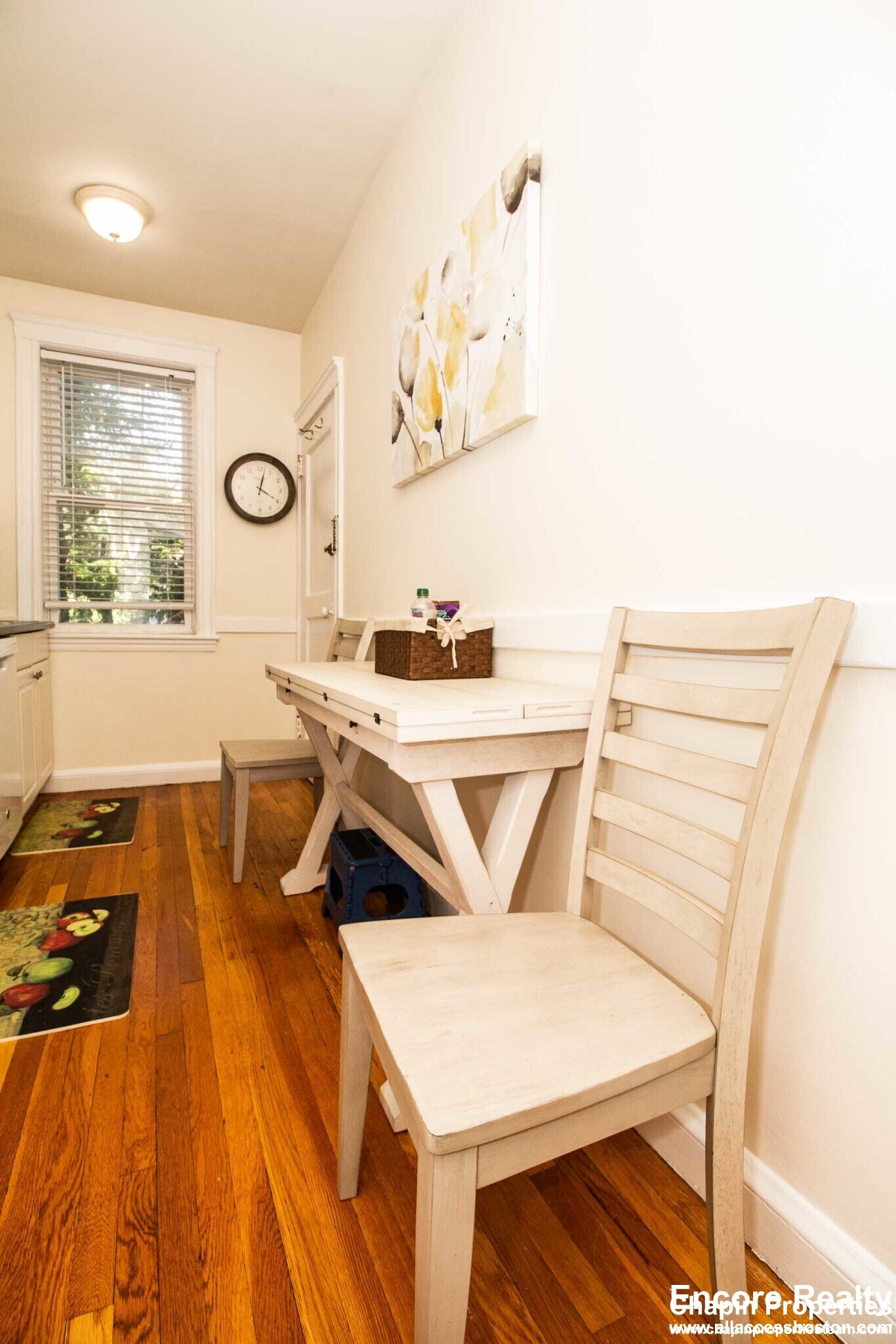 Building Photo - 191 Kent St