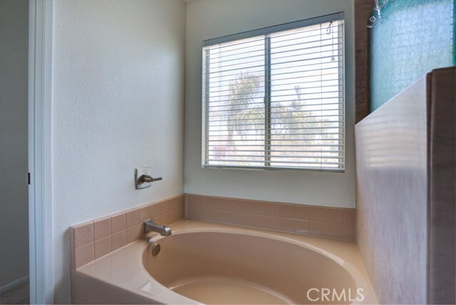 Building Photo - 14794 Goldenrain Dr