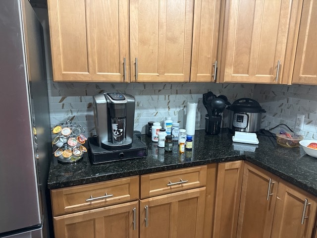 Building Photo - 4810 Meadowlark Dr