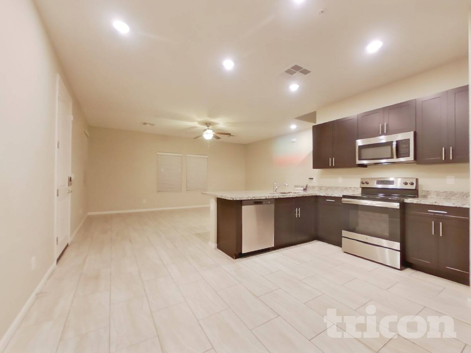 Building Photo - 12590 W Mazatzal Dr