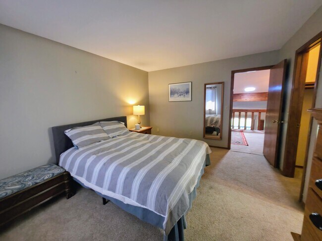 Building Photo - 2488 N Whispering Pines Way