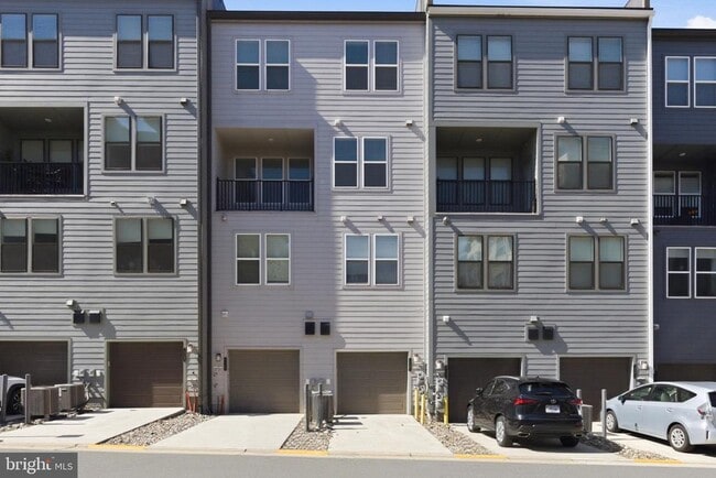 Building Photo - 13367 Launders St