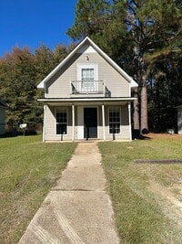 Building Photo - Renovated 3 Bedroom 2 Bath Home for Rent!