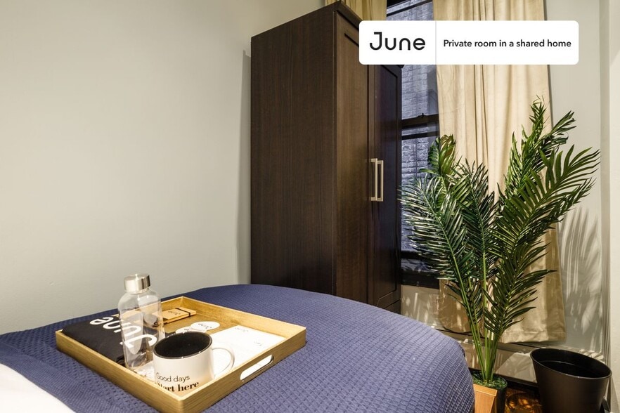 Building Photo - Room in Shared 4 bed/2 bath home in Upper East Side