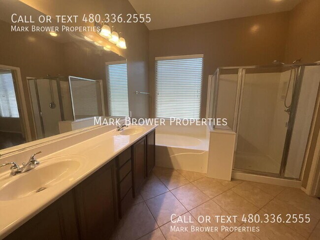 Building Photo - 3750 S Ashley Pl