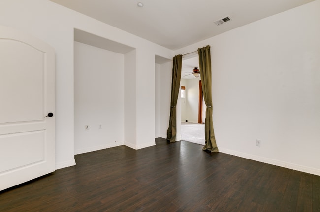 Building Photo - 16608 Honeybrook Ave
