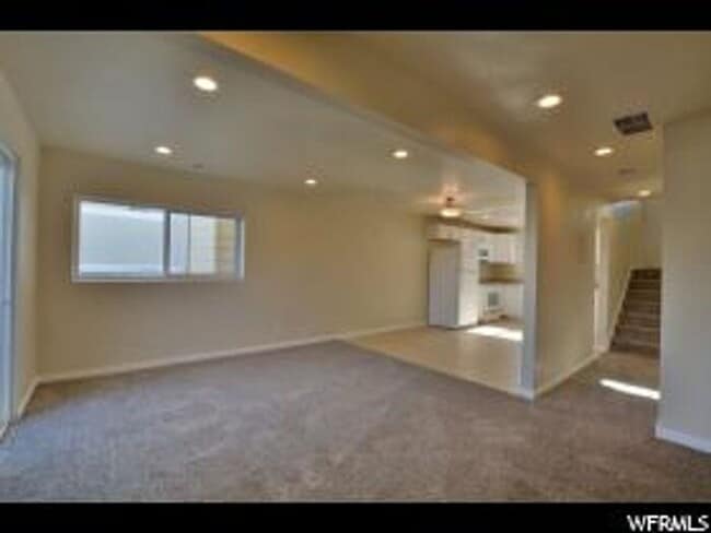 Building Photo - Beautifully Renovated Duplex in Salt Lake City