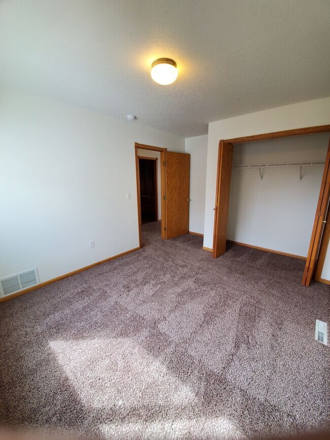 Building Photo - 1663 51st St S