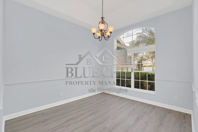 Building Photo - 10074 Iverson Dr