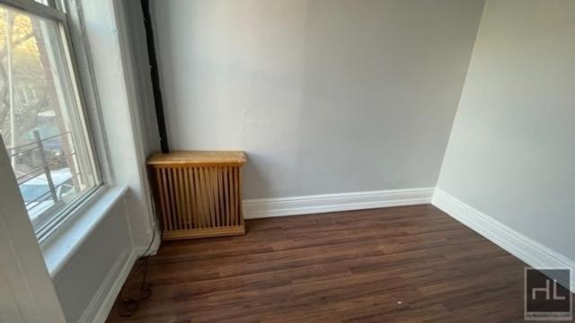 Building Photo - 3 bedroom in BROOKLYN NY 11233