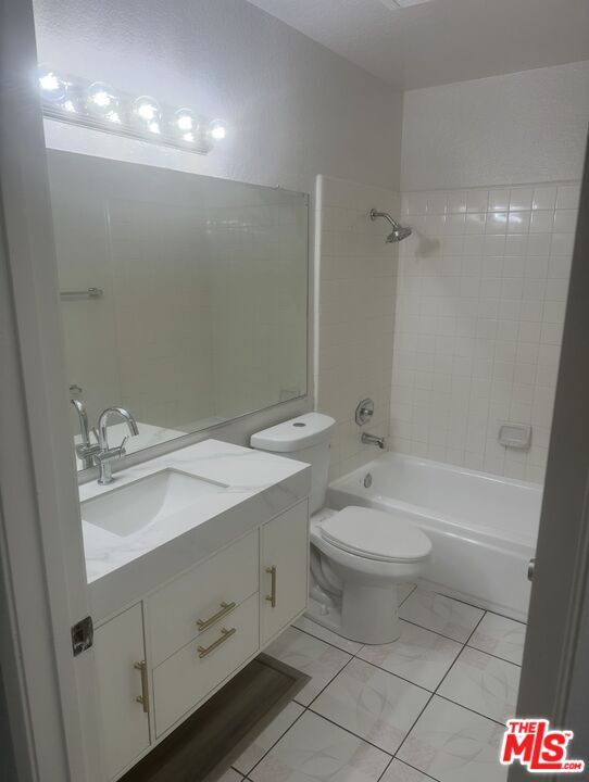 Building Photo - 3814 Dunford Ln