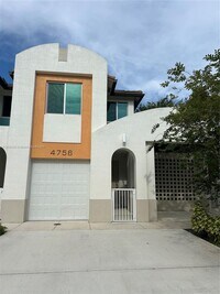 Building Photo - 4756 SW 63rd Terrace